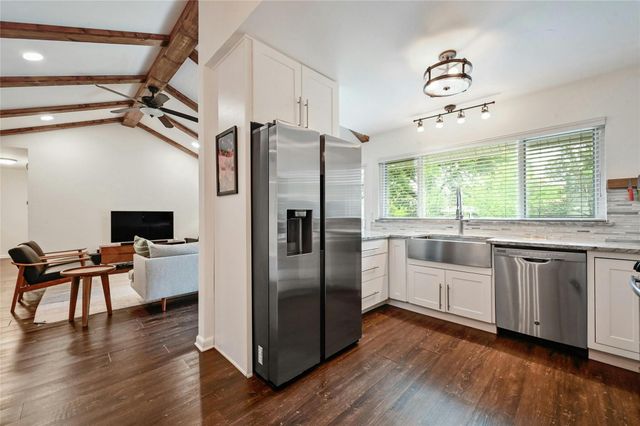 607 Old Stone RD, Austin, TX 78745