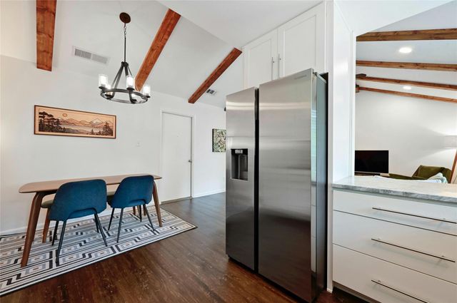 607 Old Stone RD, Austin, TX 78745