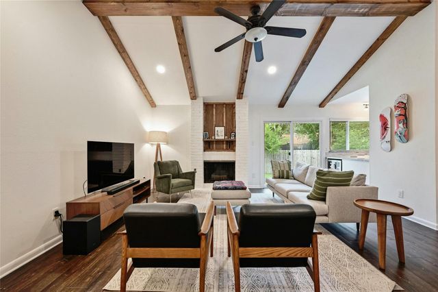 607 Old Stone RD, Austin, TX 78745