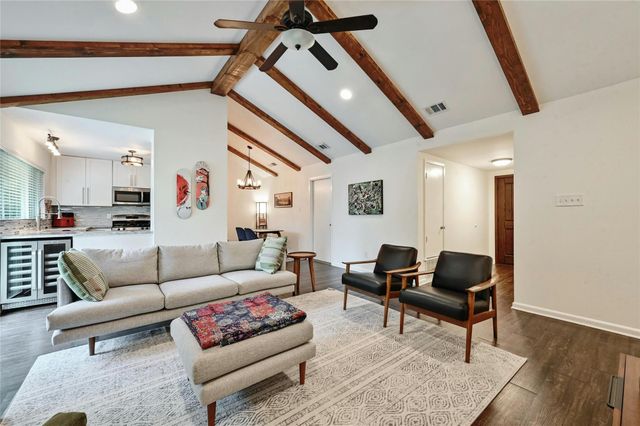 607 Old Stone RD, Austin, TX 78745