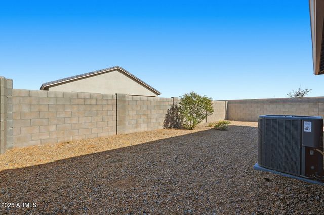 35226 W SAN ILDEFANSO Avenue, Maricopa, AZ 85138