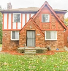 18099 Blackmoor Street, Detroit, MI 48234
