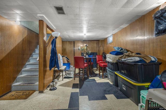 1250 Sussex Drive, South Bend, IN 46628