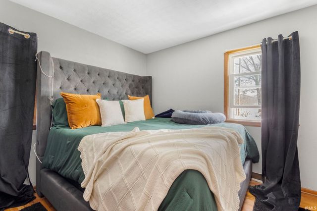 1250 Sussex Drive, South Bend, IN 46628