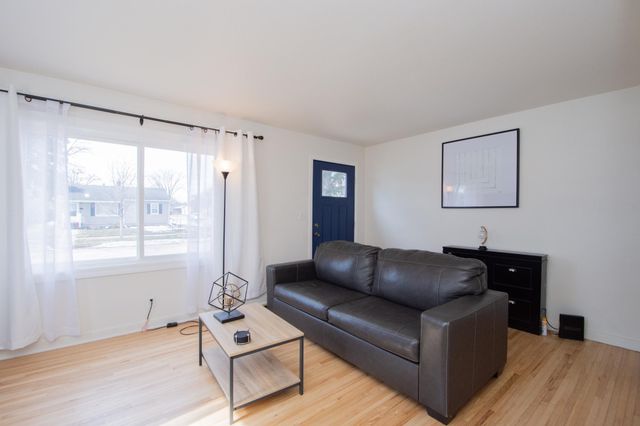 904 18th Street S, Fargo, ND 58103