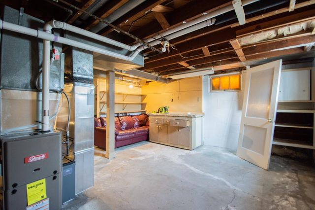 904 18th Street S, Fargo, ND 58103