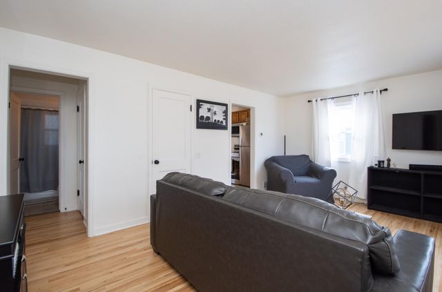 904 18th Street S, Fargo, ND 58103