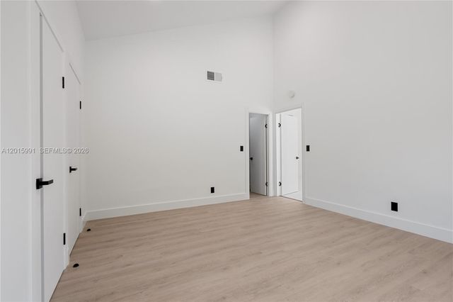 1543 SW 1st Ave, Boca Raton, FL 33432