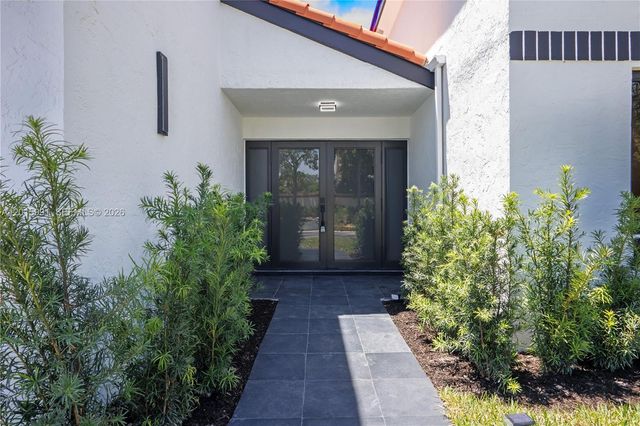 1543 SW 1st Ave, Boca Raton, FL 33432