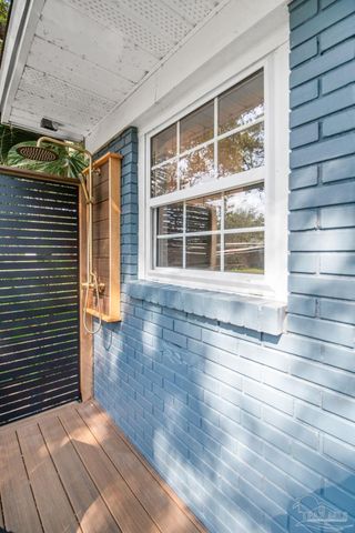 444 York St, Gulf Breeze, FL 32561