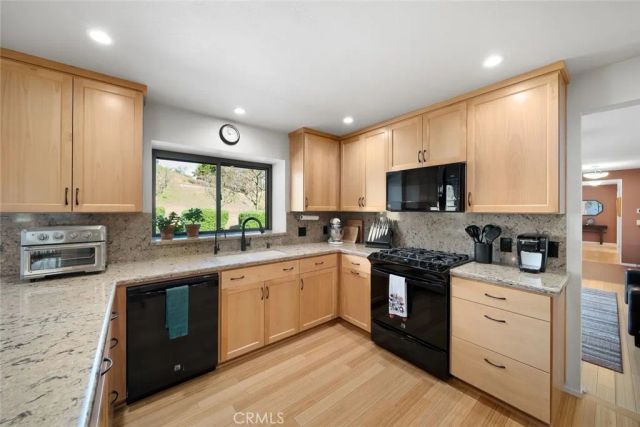 10900 Portal Rd., Atascadero, CA 93422