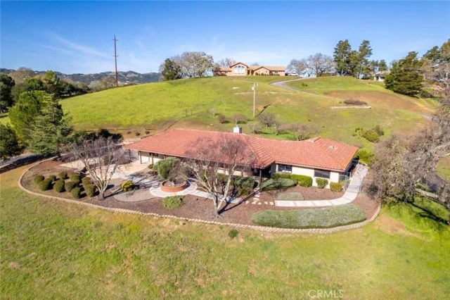 10900 Portal Rd., Atascadero, CA 93422