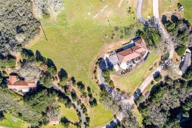 10900 Portal Rd., Atascadero, CA 93422