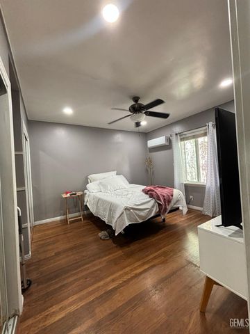 501 B Street, Bakersfield, CA 93304