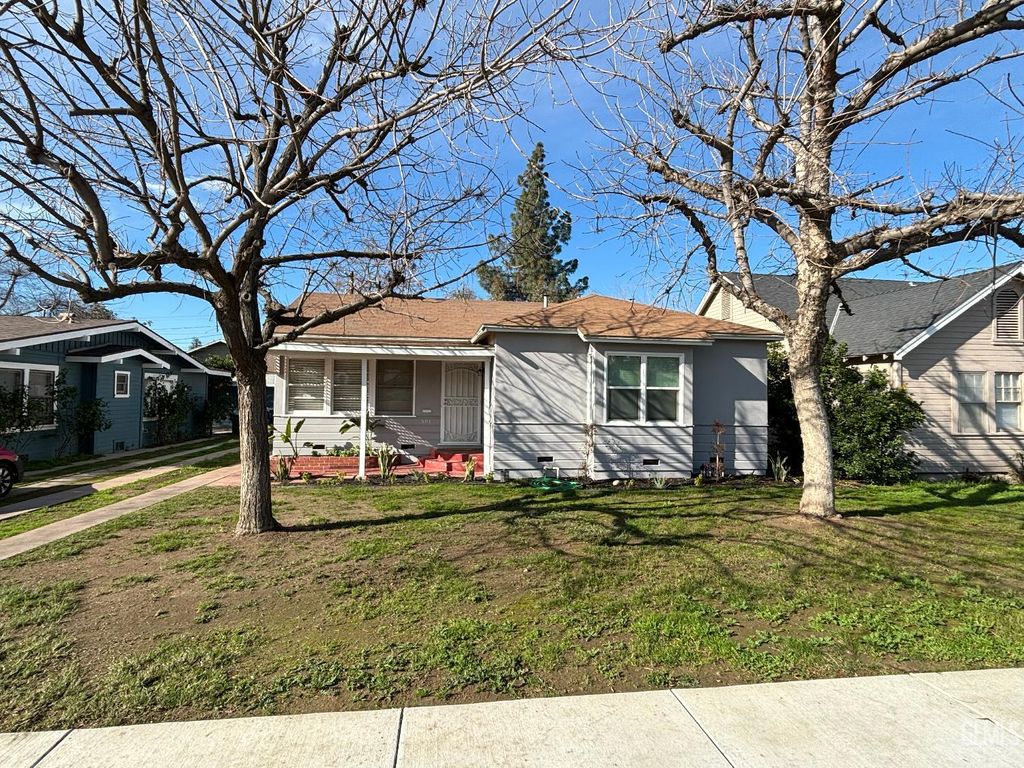 501 B Street, Bakersfield, CA 93304
