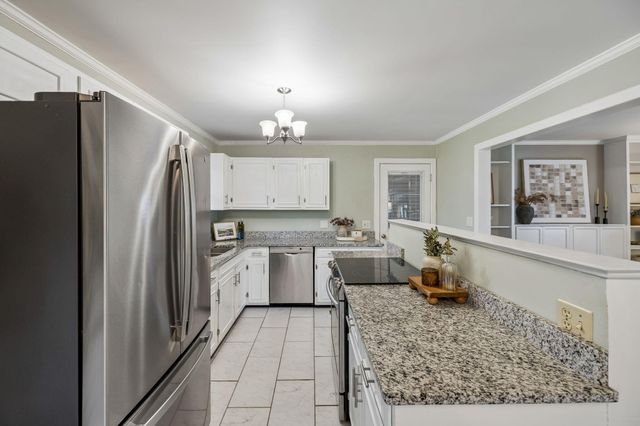 1332 Koblan Drive, Hixson, TN 37343