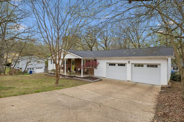 1332 Koblan Drive, Hixson, TN 37343