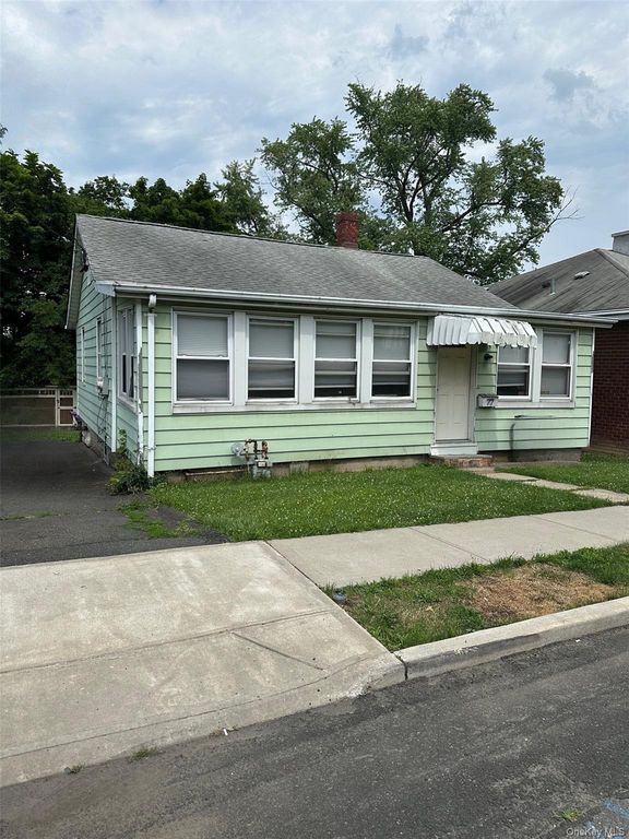 77 Clove Avenue, Haverstraw, NY 10927
