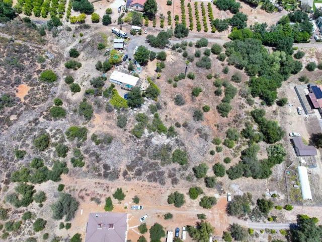 29348 Mac Tan Rd, Valley Center, CA 92082
