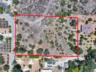 29348 Mac Tan Rd, Valley Center, CA 92082