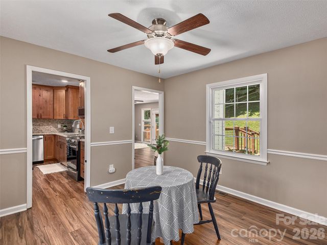 181 Junaluska Oaks Drive, Waynesville, NC 28786