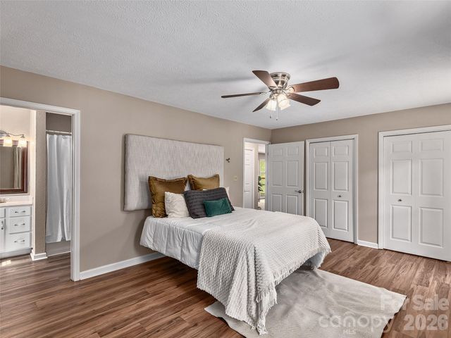 181 Junaluska Oaks Drive, Waynesville, NC 28786