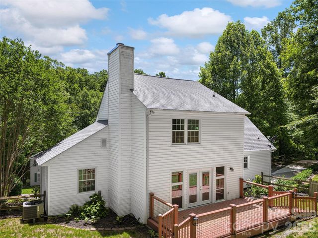 181 Junaluska Oaks Drive, Waynesville, NC 28786