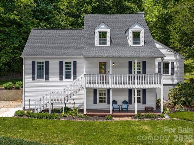 181 Junaluska Oaks Drive, Waynesville, NC 28786