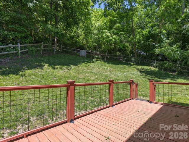 181 Junaluska Oaks Drive, Waynesville, NC 28786