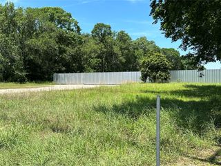 628 Highway 3 S, League City, TX 77573