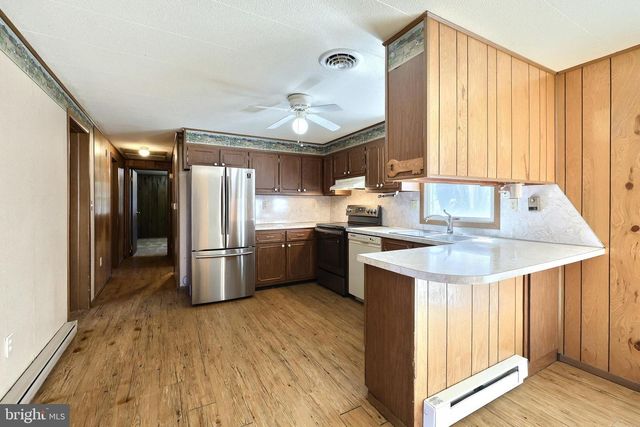 2501 SUNSET CIR, Glenville, PA 17329