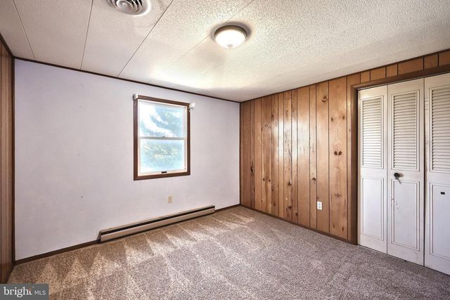 2501 SUNSET CIR, Glenville, PA 17329