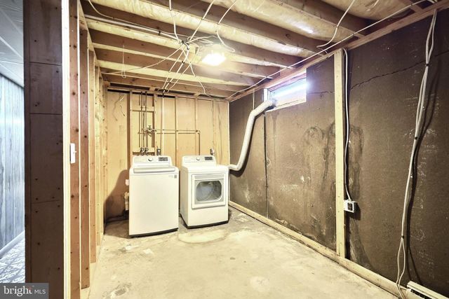 2501 SUNSET CIR, Glenville, PA 17329
