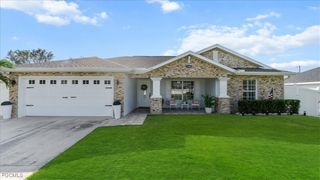 1306 NE 6th PL, Cape Coral, FL 33909