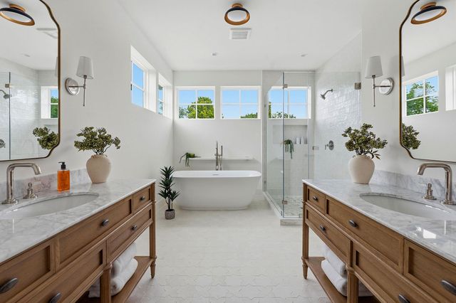 1103 Cullen Ave 1, Austin, TX 78757