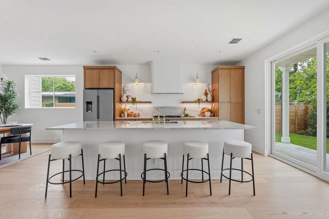 1103 Cullen Ave 1, Austin, TX 78757