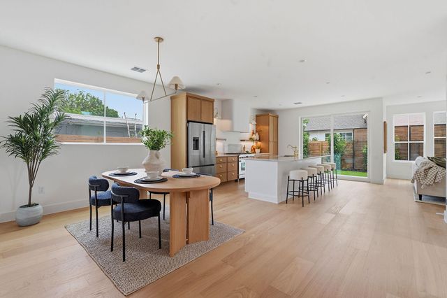 1103 Cullen Ave 1, Austin, TX 78757