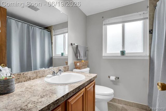 665 Langley Boulevard, Clawson, MI 48017
