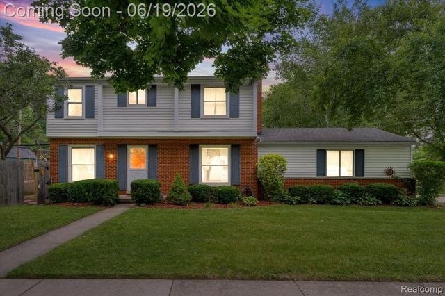 665 Langley Boulevard, Clawson, MI 48017