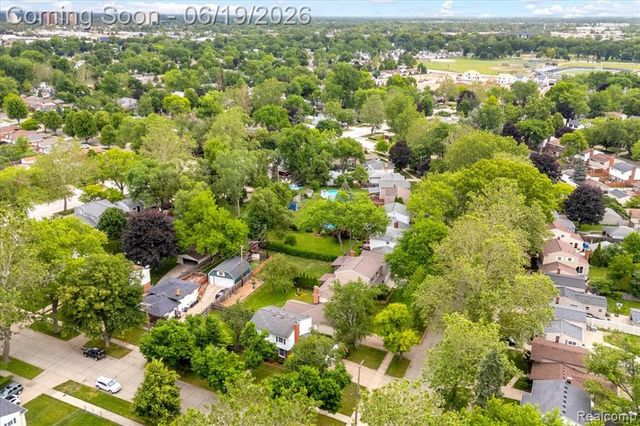 665 Langley Boulevard, Clawson, MI 48017