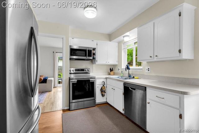 665 Langley Boulevard, Clawson, MI 48017