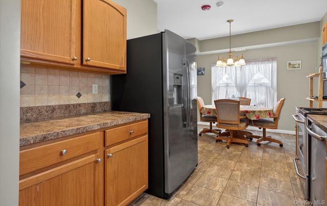 31 Daremy Circle, Medford, NY 11763