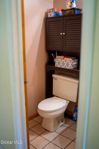 817 Lishakill Road, Niskayuna, NY 12309