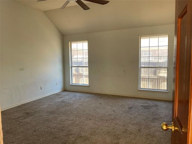 312 Thornebrook Drive, Norman, OK 73069