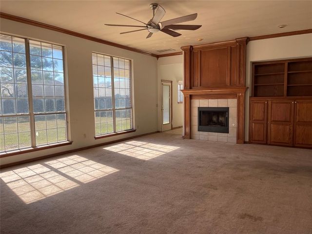 312 Thornebrook Drive, Norman, OK 73069