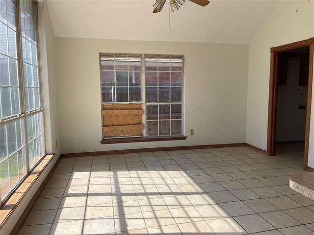 312 Thornebrook Drive, Norman, OK 73069