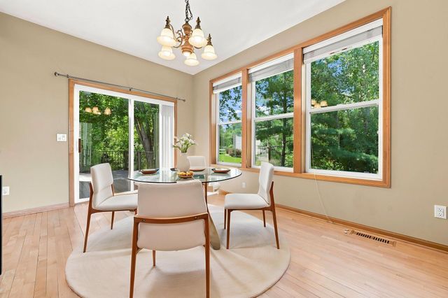 655 Lexie Court, Eagan, MN 55123