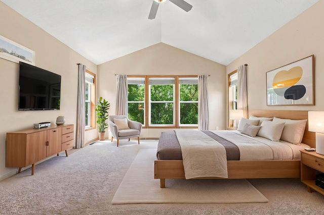 655 Lexie Court, Eagan, MN 55123