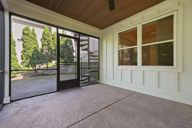 655 Lexie Court, Eagan, MN 55123