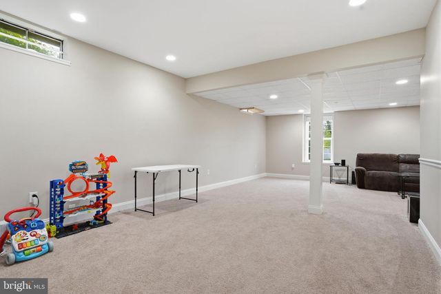 139 STATESMAN RD, Chalfont, PA 18914